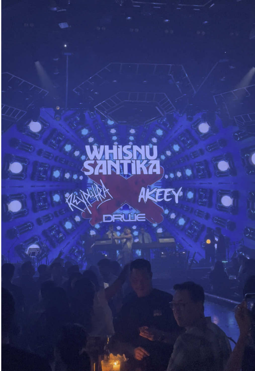 #superhousesurabaya #whisnusantika #surabayahitz #clubsurabayabarat #fyp #anakmalam #dugemparty #clubsurabaya #fyppppppppppppppppppppppp #neverstopflying 