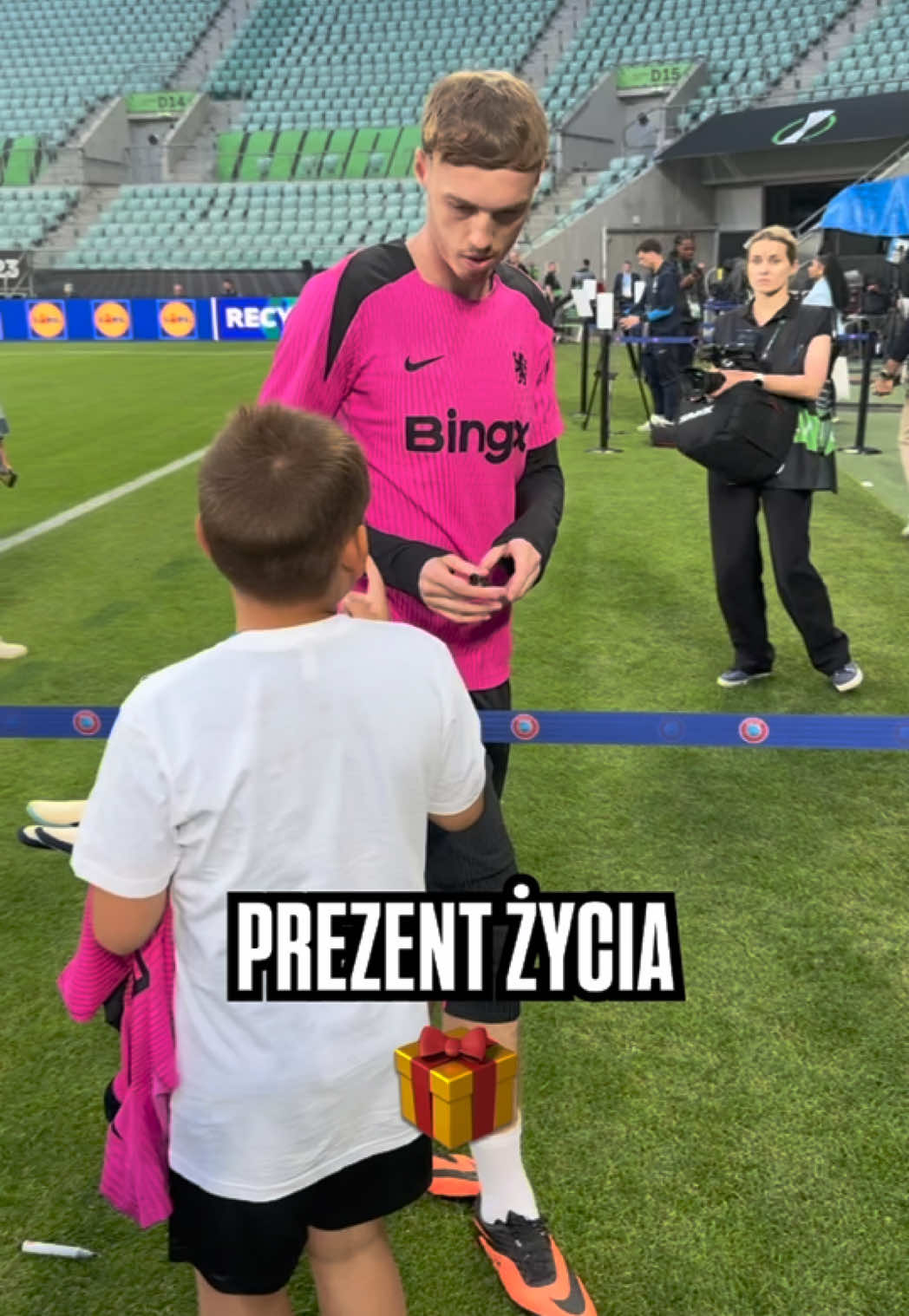 Absolutna chwila do kolekcji 🤯🪄 #FinalLigiKonferencji2025 #BetisChelsea #UEFAConferenceLeague #chelsea #betis