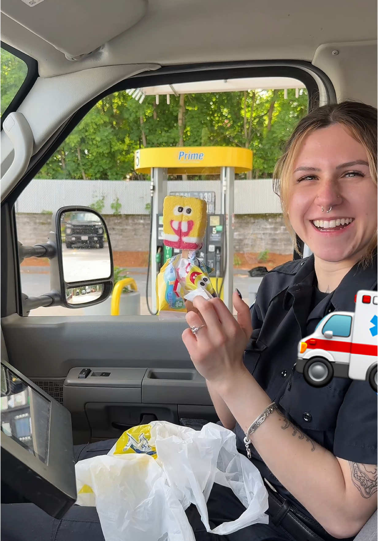 Ayo y da spunch blob hav no ice 👁️👁️? Can NOT see!? #emt #emts #ems #spongebob #spongebobpopsicle #spiderman #icanbeyourherobaby 