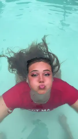 i love swimming!! Tiktok im 38 #fyp 