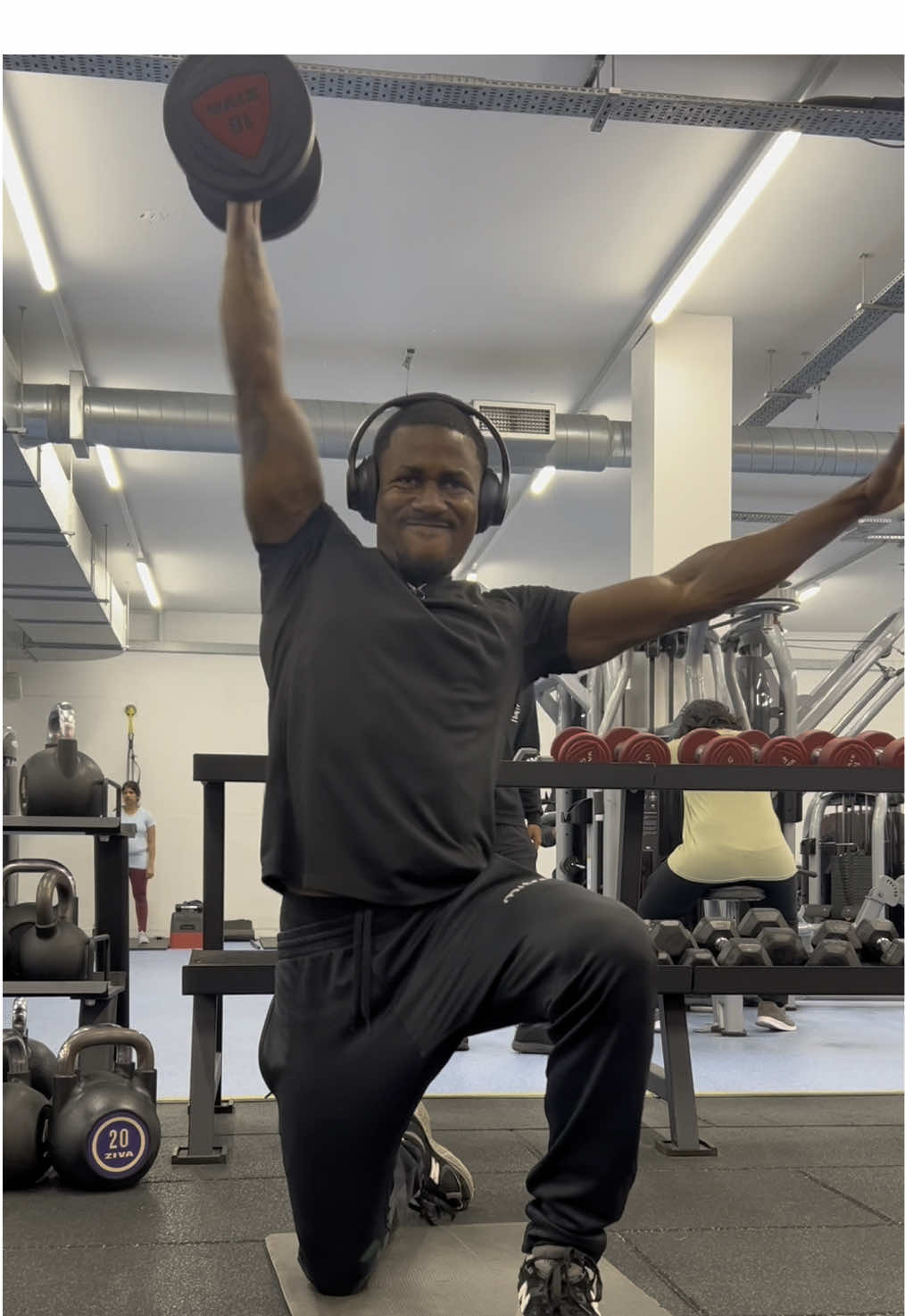 HOW TO IMPROVE YOUR MUSCULAR ENDURANCE!!🦾 #fyp #athlete #GymTok #hybridathlete #strengthtraining #d1athlete #gymmotivation #gymtips #GymLife 