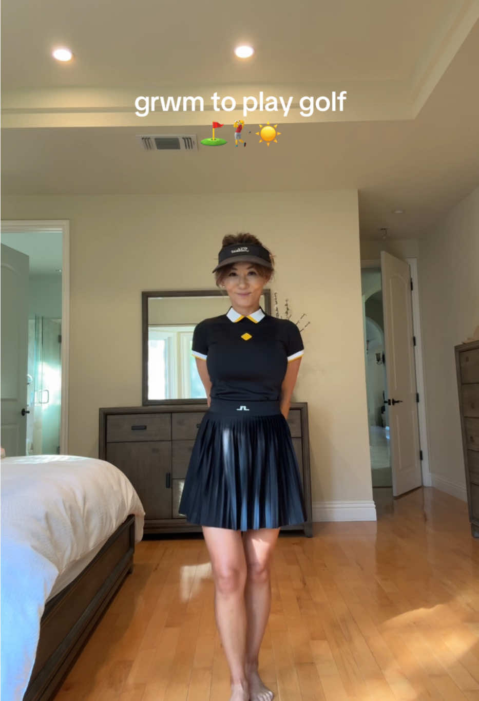 Never keeping score just looking cute on the course😌#golfoutfit 