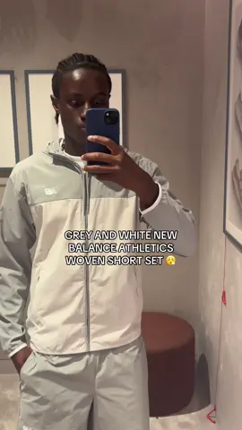 This set is too cleann !! #fyp #fashiontiktok #fashionstyle #styleinspo #fitcheck #fashion 