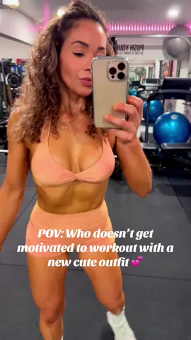 We love a new outfit to workout 👌🏼#bombshellsportswear #gabby_fit2003 #chingona #latina #unstoppable #fitforlife #fitnessmotivation #GymTok #fitover40 #fypシ #viral #paratiiiiiiiiiiiiiiiiiiiiiiiiiiiiiii 