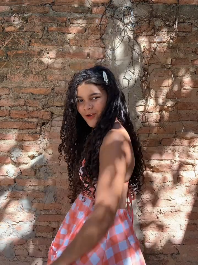 Essa música não sai da mente kkkkk SIGAM no insta railenashowofc e railenaversoficial centralrailena  @𝗥𝗮𝗶𝗹𝗲𝗻𝗮𝘀𝗵𝗼𝘄𝗼𝗳𝗰 @𝗥𝗮𝗶𝗹𝗲𝗻𝗮𝘀𝗵𝗼𝘄𝗼𝗳𝗰 @𝗥𝗮𝗶𝗹𝗲𝗻𝗮𝘀𝗵𝗼𝘄𝗼𝗳𝗰  #railenashow #teresina #teresinapiaui #piaui #piauiense #exporar #exporarpage #fãclube #amordefã #raylenashow #railenashowoficial #morena #moreninha #moreninhagostosa #safadinha #rachodomaia #saojoao #asmr #viralizou #viralizoupostou 