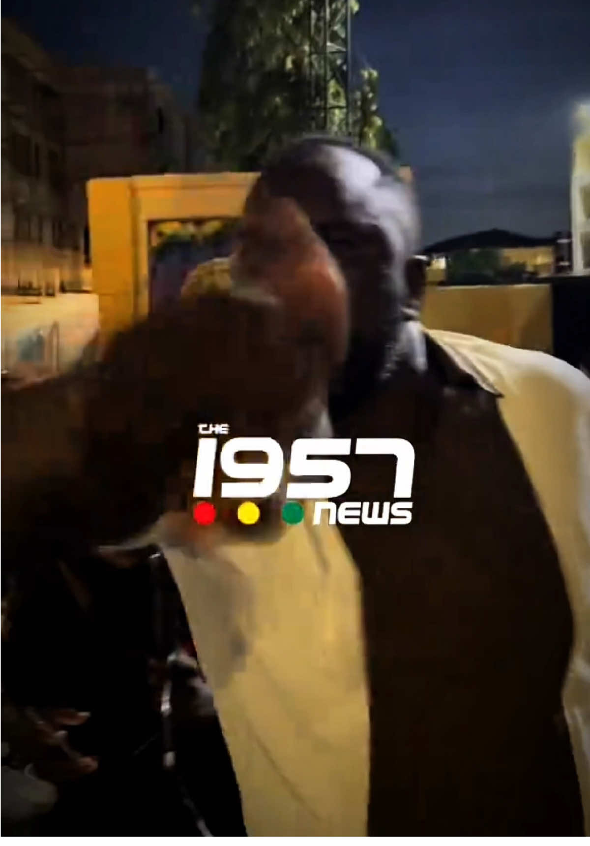 Breaking News!  Chairman Wontumi arrested by EOCO after CID questioning over alleged illegal mining.  NPP calls it ‘Rambo-style’ supporters storm EOCO HQ [watch] LET ME EXPLAIN #trendingvideo #ghanatiktok #ghanapolitics #moreviews #fyp 