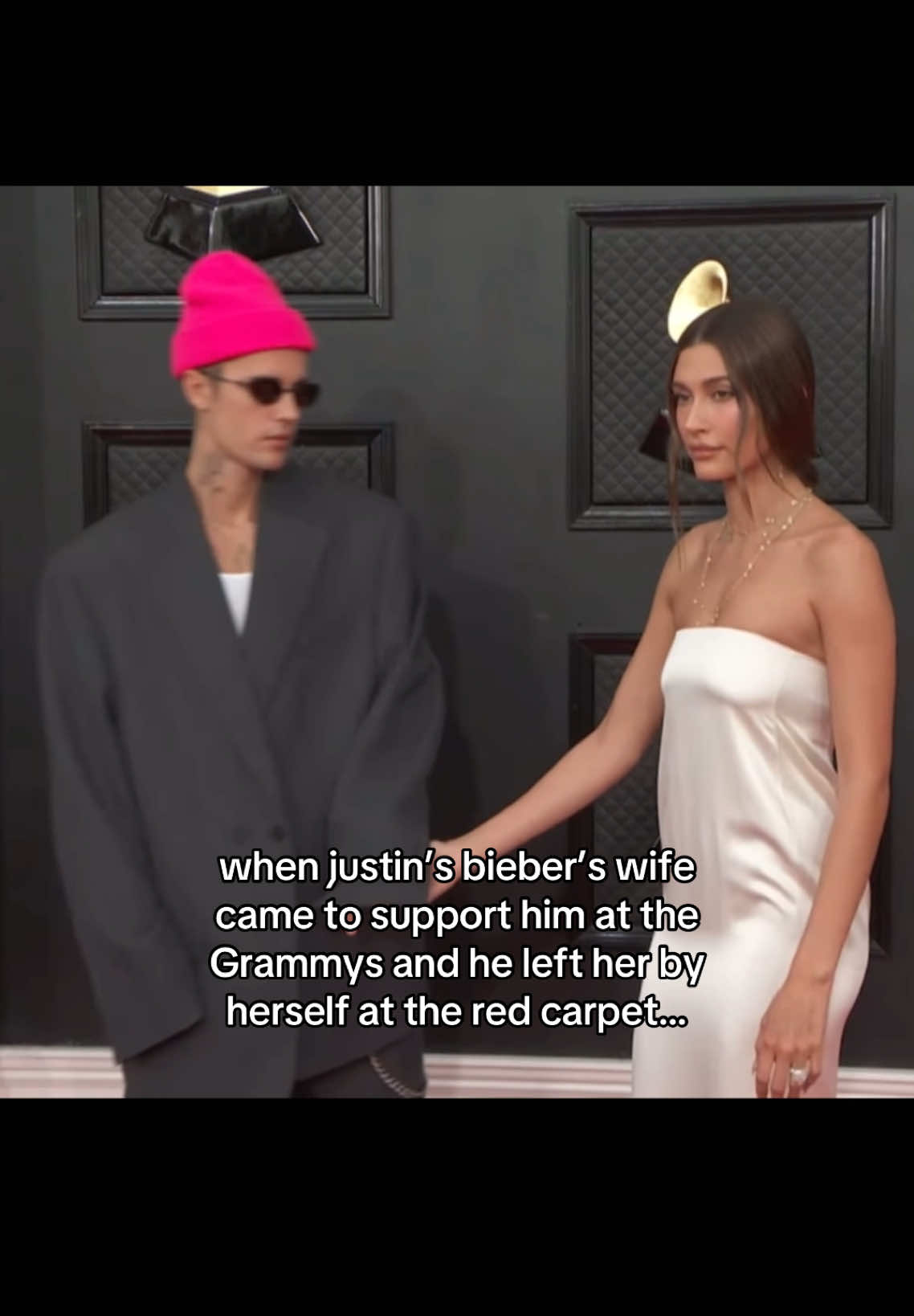 she looked so embarrassed at the end #justinbieber #haileybieber #jailey #fyp 