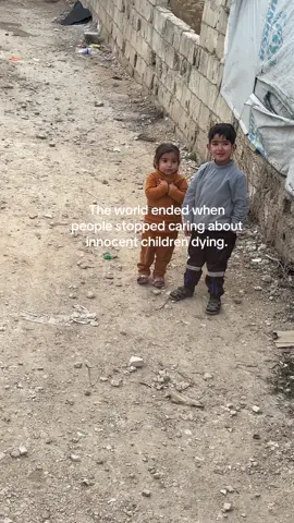 Donate to the link in my bio to help provide palestinian families with life saving aid inshallah. #fyp #foryoupage❤️❤️ #🍉 #gaza #falastin #volunteer #volunteering #fundraising #resistance #humanity #humanrights #innocent #children #dying 