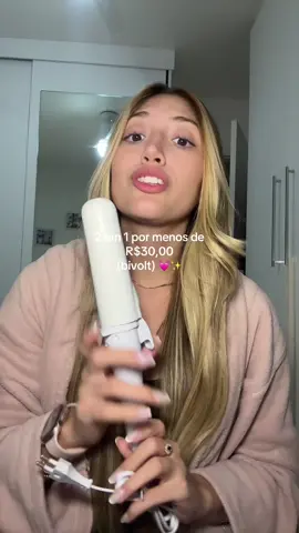 Chapinha e babyliss tudo em um só por menos de R$30,00 😳 amigas sabe quando você está navegando e vê algo super baratinho e pensa “vou comprar pra testar”? Fiz isso com esse modelador de cachos e alisador de cabelo e ele me surpreendeu muito!!! 💓 Ele esquenta rápido, alisa, ondula e ainda por cima é bivolt, perfeito para levar em viagem! 🤌🏻 Se você gostou não esquece de clicar na sacolinha amarela aqui em cima pra garantir o seu! 🥰  #modeladordecachos #babyliss #chapinha #2em1 #produtosdecabelo #achadinhos #cabelo #TikTokShop 