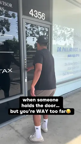 This awkward moment is too relatable 😭 when someone holds the door… but you’re WAY too far 😂 #funny #awkwardmoment #relatablecomedy #primetimeprimos 