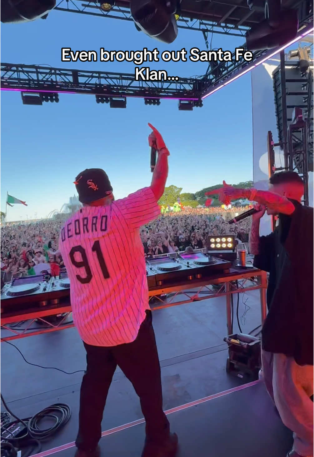One of my fav shows in chicago to date! Gracias Sueños!🔥 #sueños #chicago 