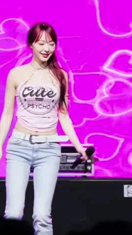 #yume #loveone | não achei música pra essa cam, a yume tá brancona ;-;  #fancam #contamoot #morangosdaday #moot 