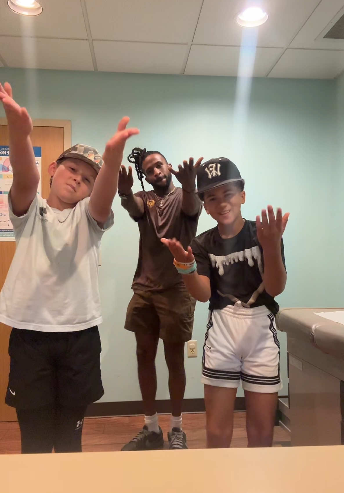 When did 10yr olds start acting 15? 🤣@Scoob #juicecupbox #tiktokpartner 