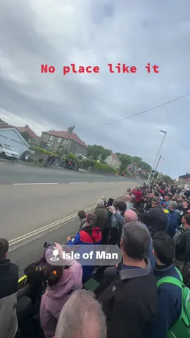 #ttracesofficial #ttisleofman #ttracing #michaeldunlop #isleofman 