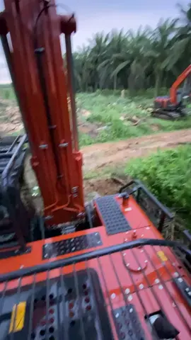 💃🫀💔#hitachiexcavator #lewatberanda  #exsafatorindonesia #alatberat  #hitachiexcavator 