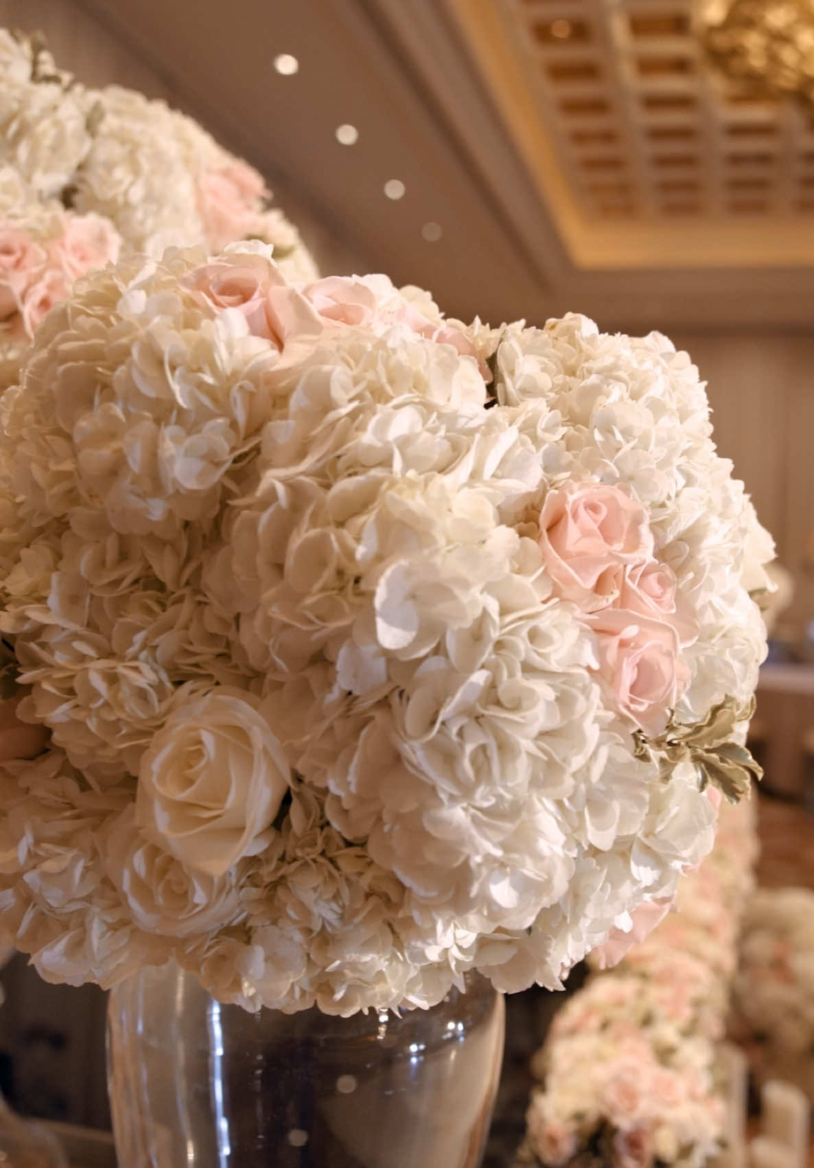 What do you see when you close your eyes and dream of your wedding day?  Bountiful flower arrangements filled with your favorite blooms, perfect table settings accounting for every meticulous detail and opulent candles casting a glow throughout a resplendent salon. This isn’t a dream — it’s what we do and it’s all for you. #Wynn #WynnLasVegas #WynnWeddings #OnlyatWynn 