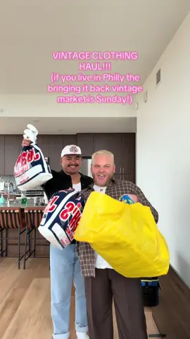 HAULLLL!! @UrInternetBF #vintageshopping #haul #philly #philadelphia 