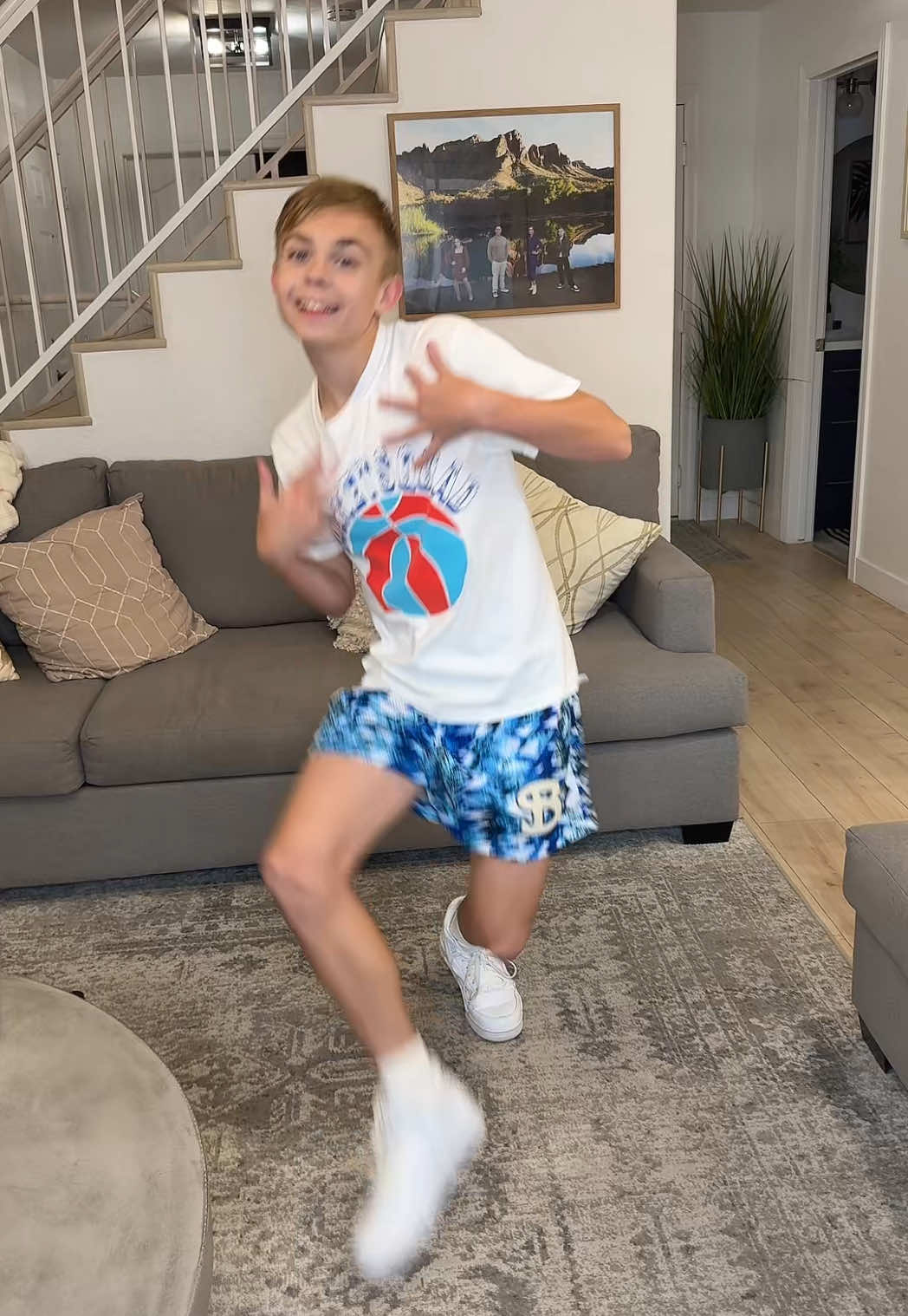 🏀NBA Playoffs who do you want to see in the championship🏀 . @Bucketsquad is my favorite casual outfit! Use my code BRENDANSLIFE for 10% off . #dharmannkiddancing #jaydenfromdharmann #bucketsquad #youtuber #basketball #dharmannfam #dharmannactors #dharmannkid 