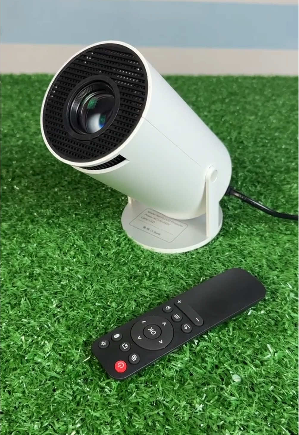 Testei o melhor projetor portátil e transformei minha casa em um cinema #projetor #achadinhos #tiktokshop #brasil 