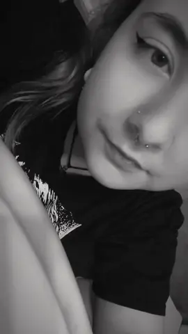 #CapCut  #brillopropio❤💚  #shineeedit  #grey  #piercing  #Love 