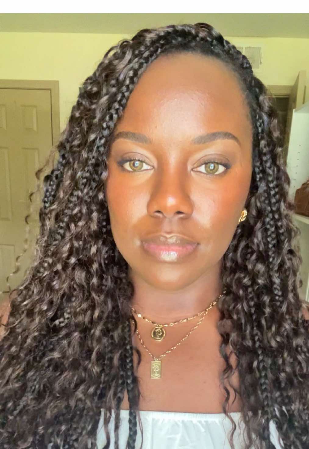 A gentle reminder, sis ✨  Wash your human hair before installing your boho braids. It removes factory chemicals, helps with blending, and keeps your style soft + fresh 💕  #bohobraids #ProtectiveStyles #braidinghair #blackwomenhairstyles #HairTok #humanhair 
