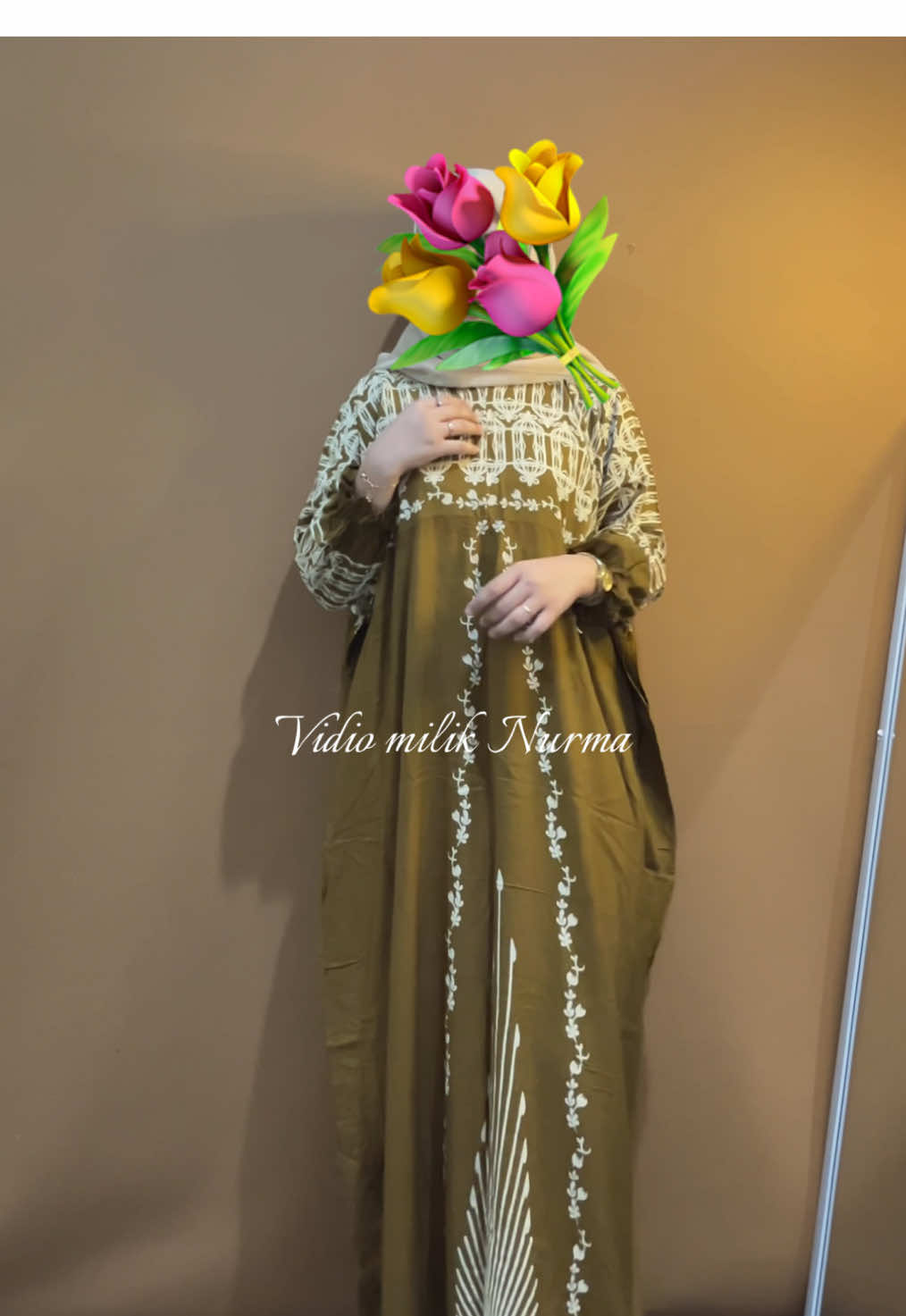 Warna” gini bikin cerah di kulit😚#kaftan #kaftanviral #kaftanmurah #fyp 
