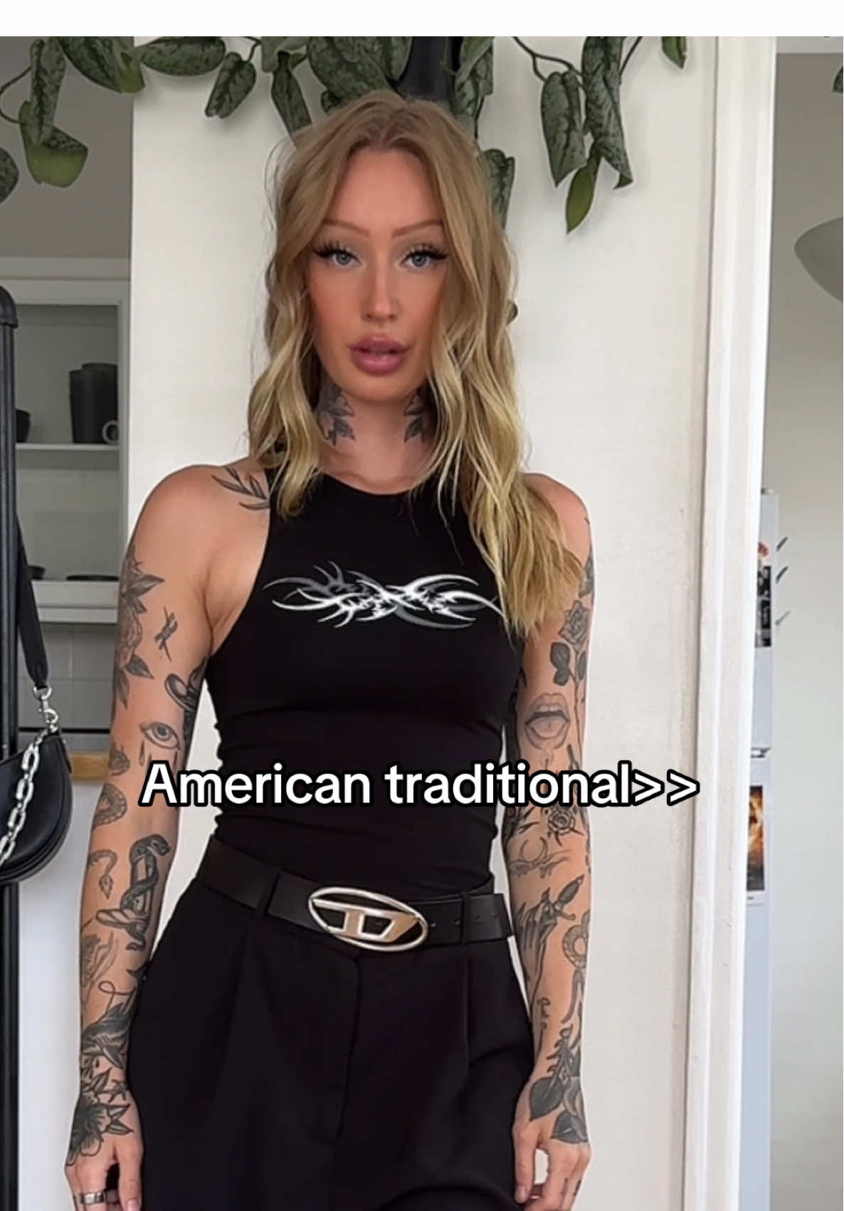 I love all tattoo styles but American traditional is personally my fave! What’s yours?? 🤔 #mollyhammons #tattooideas #tattoocommunity #outfitinspo #fashioninspo #fashiontiktok #dopamine  @Kami Kehoe 