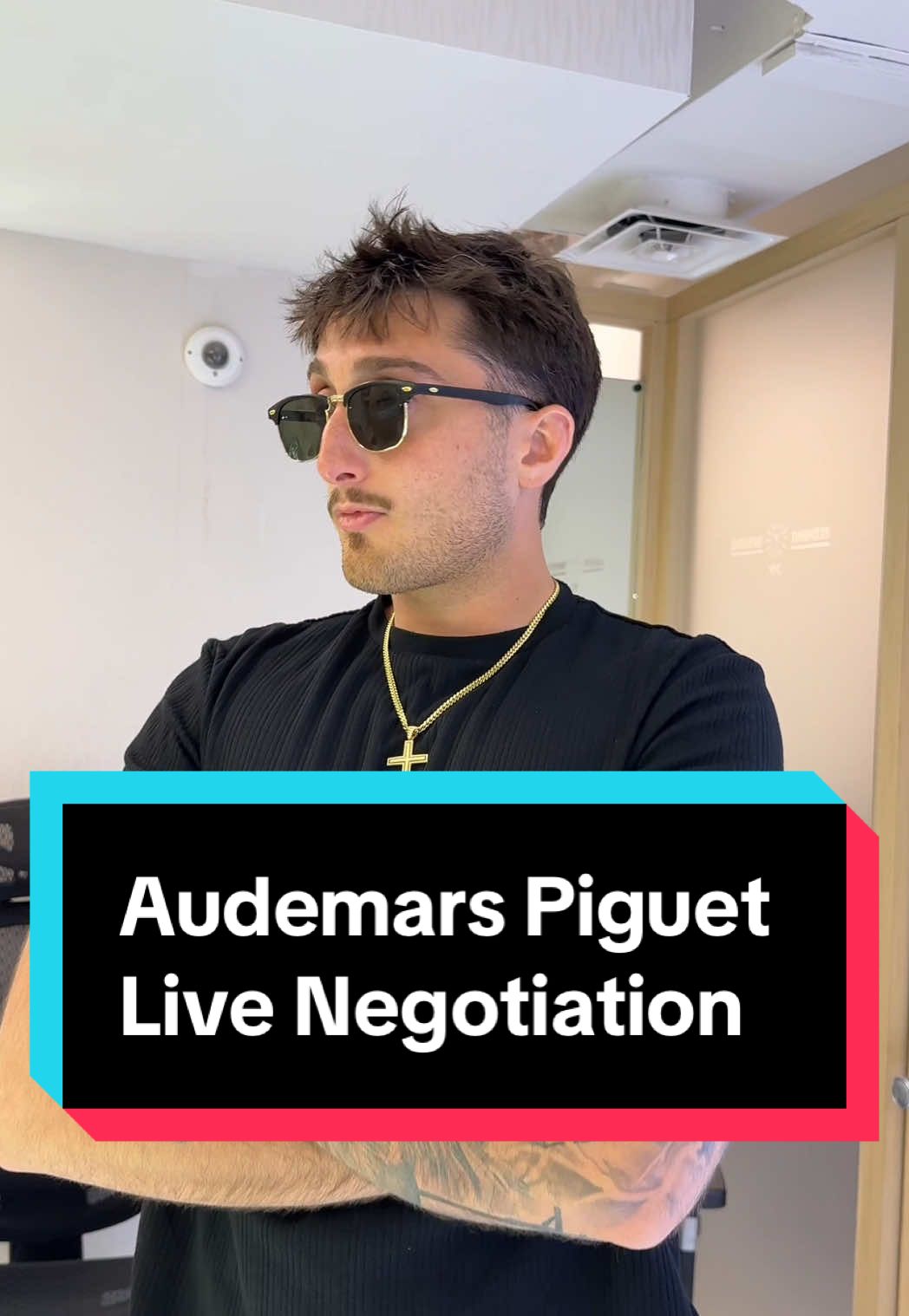 How to sell an audemars piguet watch. In this live AP Royal Oak negotiation video we visit Reem. Knowing that Reem has a ready buyer for this timepiece, I can pretty much name my price. Remaining fair while also working to get every dollar possible isn’t always so easy. Will I be able to sell this AP and get my full asking price?? #audemarspiguet #ap #watches #luxury #business #entrepreneur #foryou 