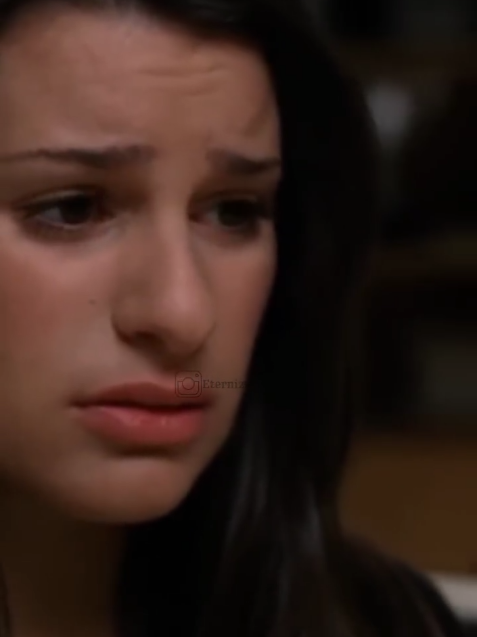 🎬| Série: Glee  📺| Onde assistir: Telegram  ✨| Segue a página para a gente continuar postando cenas @eternizadamente_ 😉 🔎 TAGS: #glee #LeaMichele #CoryMonteith #DiannaAgron #ChrisColfer #MatthewMorrison  #AmberRiley #gleek #gleecast #gleevideos #viraltiktokr #videoviral #viralvideos #foryoupage #foruyou #viralizarnotiktok 