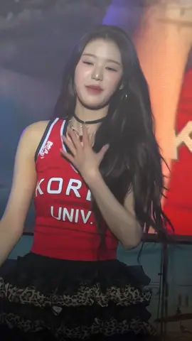 merah menyala cuy  (cr: @rytmplate_ )  #wonyoung #jangwonyoung #dive #ive #starshipentertainment #girlgroup #kpop #fyp 