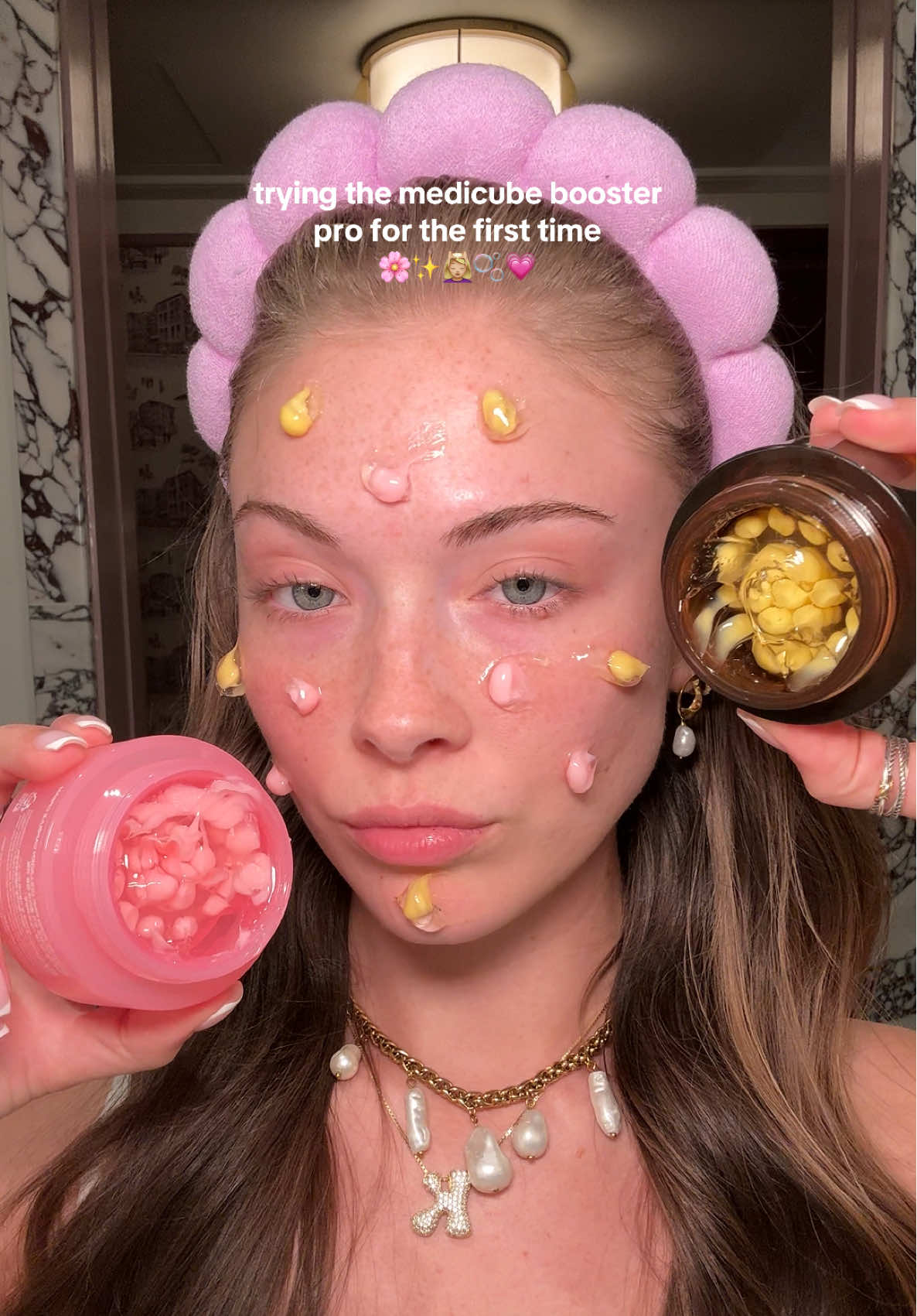 waitttt I kinda love it omg 🍓🍰✨ & trying these capsules too, such a good combo I’ll put it in my LTK💋 ib: @_chayna , @medicube global #skincare #koreanskincare #glassskin #trending 