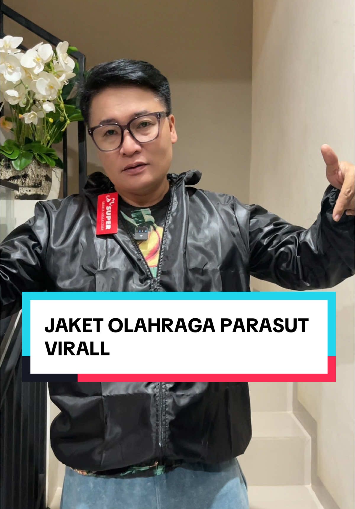 JAKET OLAHRAGA LAGI GUYS‼️ aku baru aja checkout lagii jaket olahraga bagus bangett, parasut yah jadi kalo olahraga cepet banget keluar keringetnyaa😍 Yuk langsung checkout di keranjang kuning sekarang‼️ #jaket #jaketpria #jaketwanita #jaketolahragaviral #jaketolahragaparasut #jaketparasut #jaketolahragamurah #fyp #fypage #fypageシ #foryou #foryoupage #foryoupage❤️❤️ #foryoupageofficiall #foryoupageofficiall❤️❤️tiktok 
