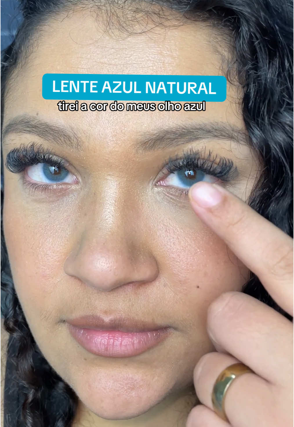 Lente azul natural 💙🩵✨ cor: Hidrocor Topázio  #lentesdecontato #lentesazuis #hidrocortopazio #maquiagem #lentescoloridas 