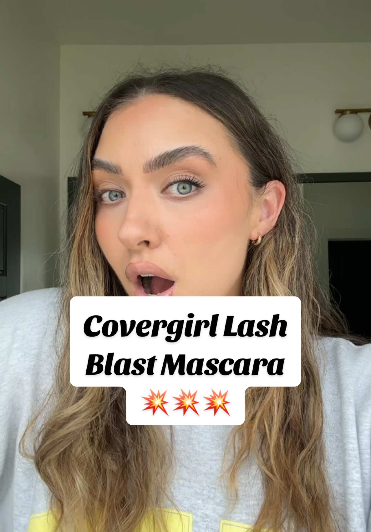 Don’t sleep on this @COVERGIRL lash blast volume mascara!! 💥🧡 honestly drugstore mascara is and always has been legit.  #easybreezybeautiful #giftedbycovergirl #lashblastvolume #covergirl #mascarareview #mascaratryon 