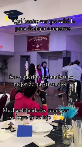 #🎓 2025 muchas felicidades 🙏✌️