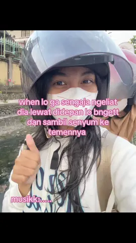 ib: kh🅰️ udahh berasa guanya yang di senyumin njir😭😭🤏🏻