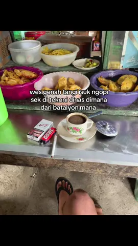 La ngehh #ngopibosss☕☕☕ #kopsor #ngopinyeni☕ #kopdargab #ngopag #ngopag #kiplikikuk #kipliduwa 