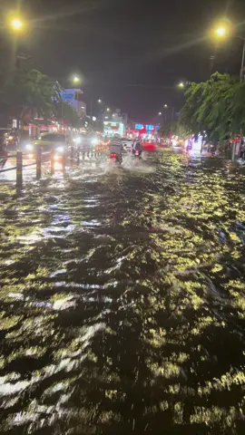 Mưa ngập lun gòi #cantho65 #duongtranhoangnacantho #xuhuong 