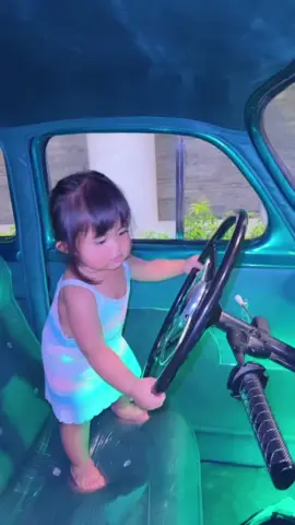 Ngeengg..  Siap menggantikan Denny Cokro kirim pasir 🫡😁😍 #cundamani #bellabonita #dennycaknan 