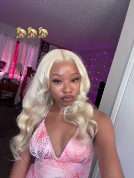 We back blonde😍😍😍