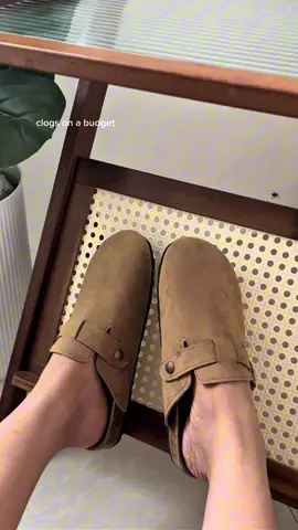 clogs on a budget? #clogs #unisexclogs #clogshoes #unisexshoes 