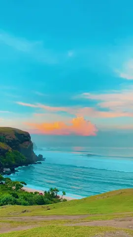 Theraphy🌊 #lombokviral #lombokfyp #bukitmerese #pantai #kutamandalika #beachvibes #meresehill #lomboktiktok #foryoupage 