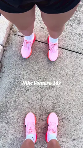 Here’s your sign to grab your bestie and start running 🏃🏽‍♀️@Nike       @Brenda 🐝   #nike #vomero18 #Running #pink #bff #bestfriend 