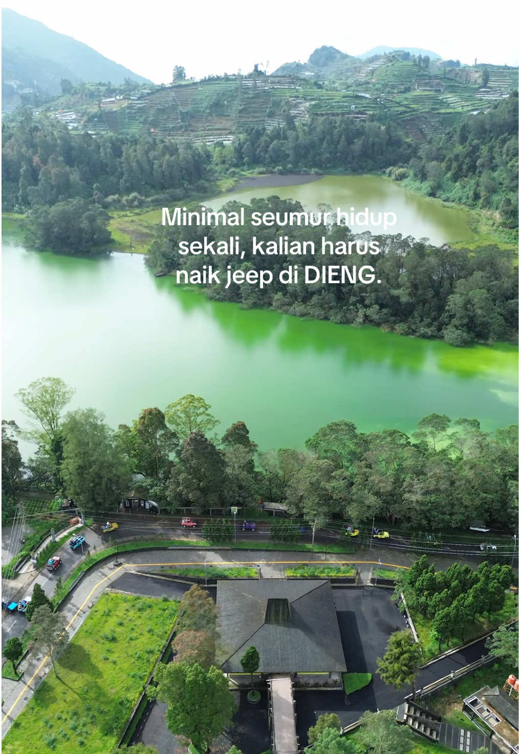 telaga warna dieng 🍃 Tag pasangan / keluarga kalian yang ingin di ajak main ke Dieng 🍃 #telagawarna #dieng #foryou #kawahsikidangdieng #fyp #vidioviral #wonosobo #vidioaestetic #viral #indonesia #laguviral #wonosobo24jam #wisata #pasangan #fypage #liburan #wonosobozone #banjarnegara #telaga #telagamenjer #jalanjalan #aesthetic 