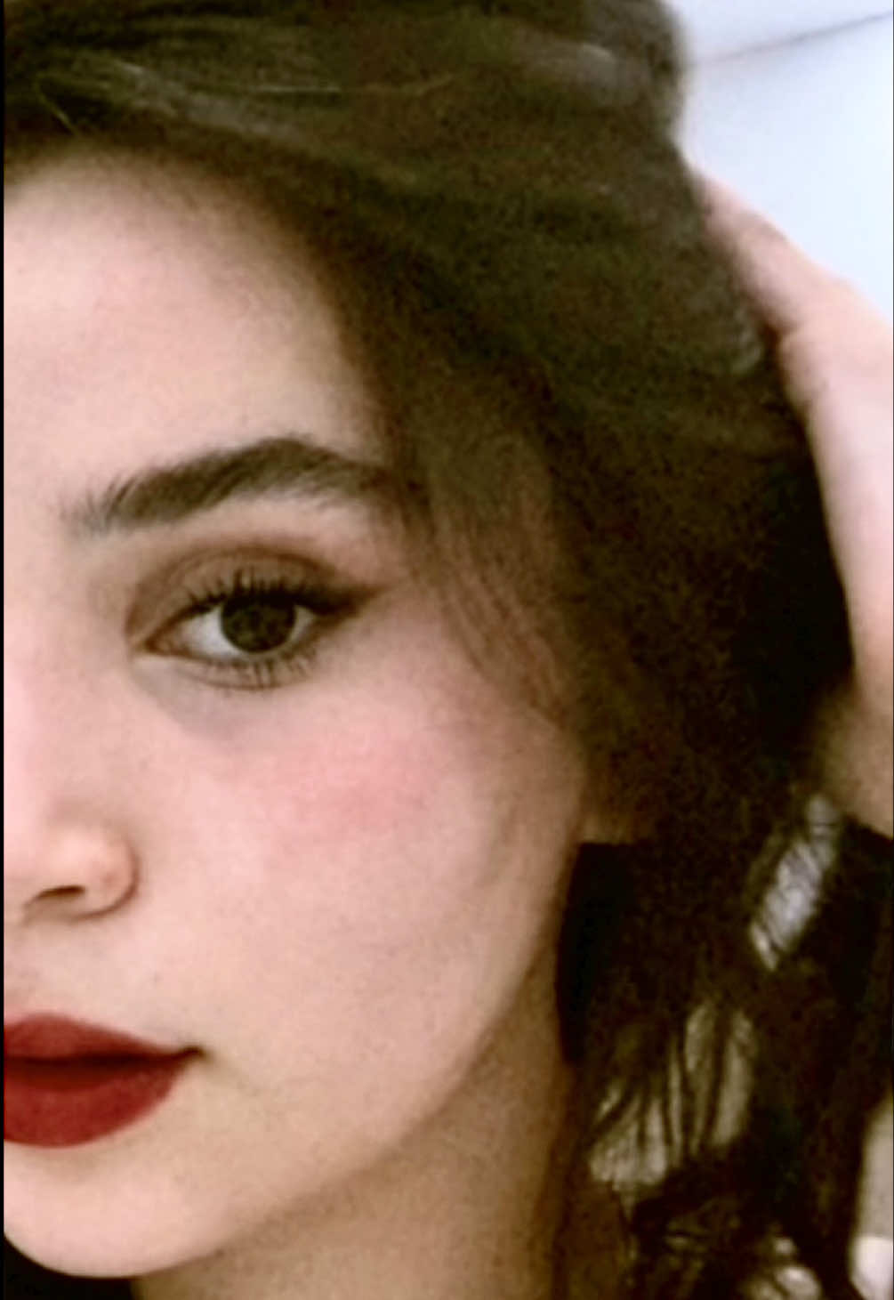 #beauty #hildafuracao #vintagemakeup #lanadelrey #makeuptutorial #whiteswan #angel#beautyarab 