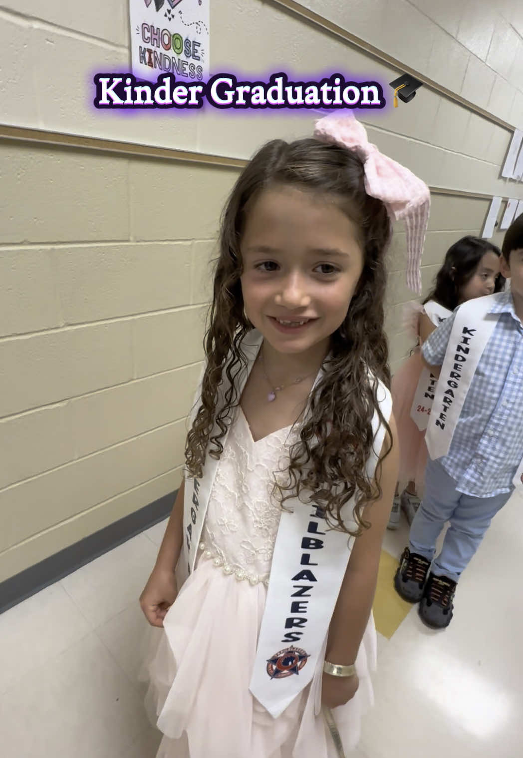 START SPREADING THE NEWS!🌟  Kinder Graduation time. 🎓 Which means it’s time once again to bring out the little microphone so I can hear my Baby Girl sing her heart out on stage! 🥰😍😘 ✌🏼💖🌹2️⃣1️⃣0️⃣ @Valerie  #kinder #kindergarten #kindergartenlife #kindergartengraduation #kindergraduation #kindergartengraduate #newyorknewyork #sinatra #franksinatra #firstgrade #granddaughter #granddaughters #grandadsoftiktok #grandaddy #granddaddy #allthefeels #feels #graduation #graduationvibes #memories #makingmemories #Love #loveher #fyp #fypシ #wheredallthetimego 