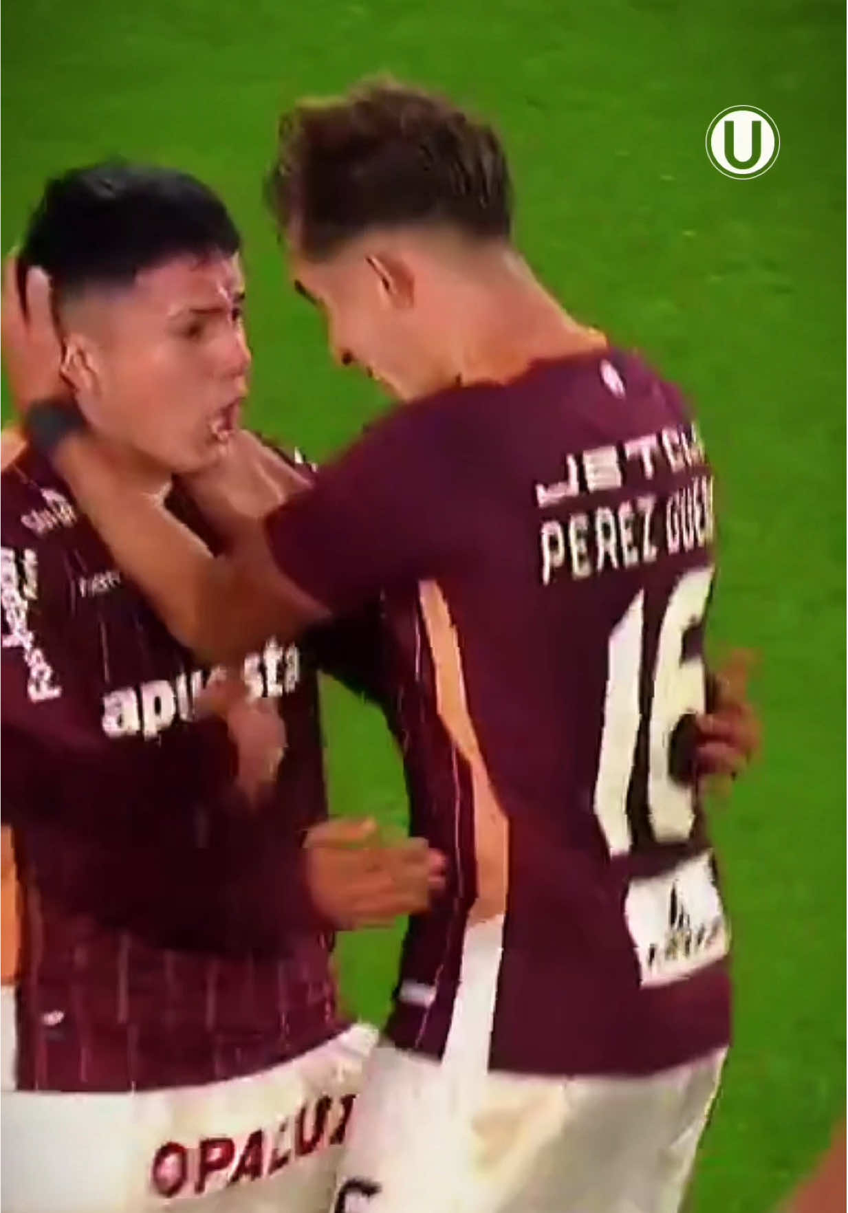 LO QUE UN DÍA SOÑASTE, LO HICISTE REALIDAD @jairoconcha17 💛❤️💛❤️ #CopaLibertadores #LaGarraDelÚnicoGrande #Universitario #YDaleU #SportsOnTikTok #Futbol #Peru 