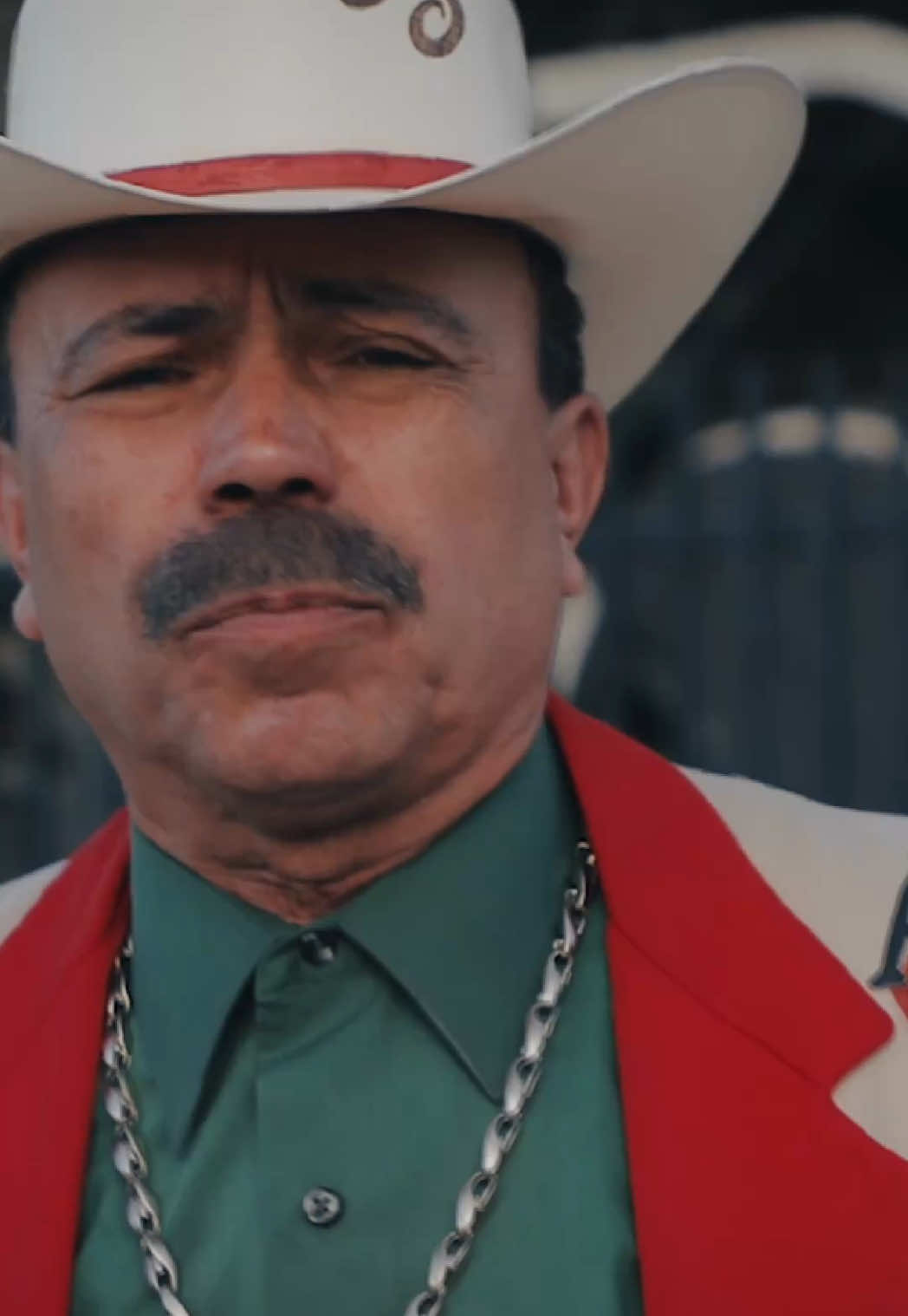 El corrido de mi compa Alex, ya disponible en todas las plataformas digitales mi gente, puro pa’ delante 👍 . . #corridos90s #corridos #epocapesada 