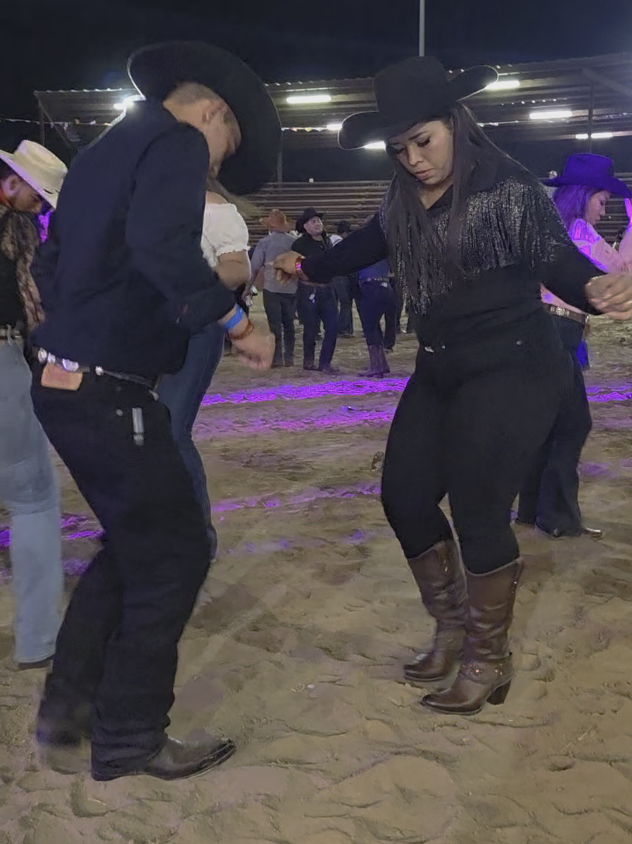 Replying to @migoldalinda 🤠🇳🇮@RZ PRODUCCIÓNES LLC 🇺🇸🇳🇮🤠 @fredy Jarquin  #parati #foryou #rodero #🇳🇮 #montadetoros #nicasenmiami #nicoyas #nica #chinita #nicatiktok #austin #texas #chicheros #puronicaragua #nicaragua #chinita #fyp #fiestanica #sabornica #🇳🇮  #chicheros #chinamo #fiesta #baile #jaripeo #rodeo #fy  #nicaragua #plazasanmiguel 