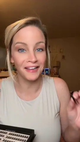 No glue- no goo- go you!   @AriaMist #lashes #pressonlashes #cofierlashes #makeup #easylashes #TikTokShopCreatorPicks #tiktokshopfinds #makeuphacks #eyelashes #eyelasheshack #makeuptips 